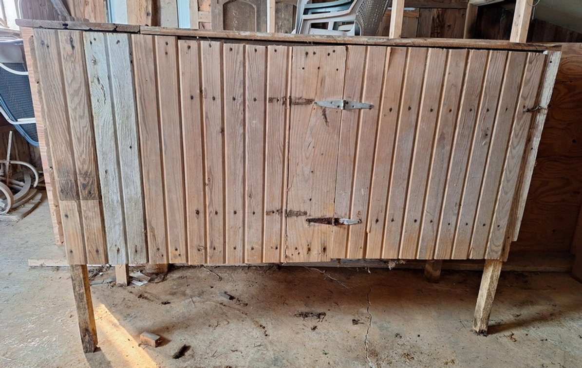 Image for Barn Finds, Graniteware, Die-Cast Toys Online Auction