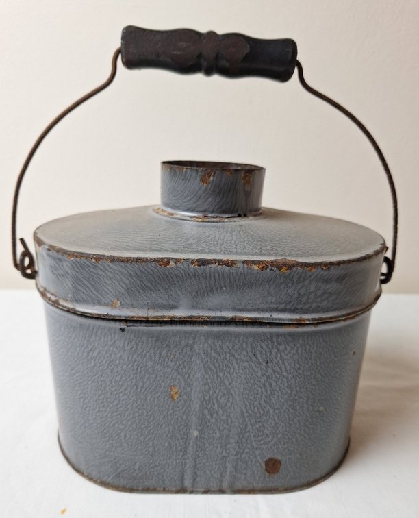 Image for Barn Finds, Graniteware, Die-Cast Toys Online Auction