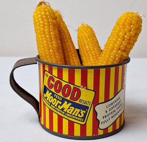 Barn Finds, Graniteware, Die-Cast Toys Online Auction