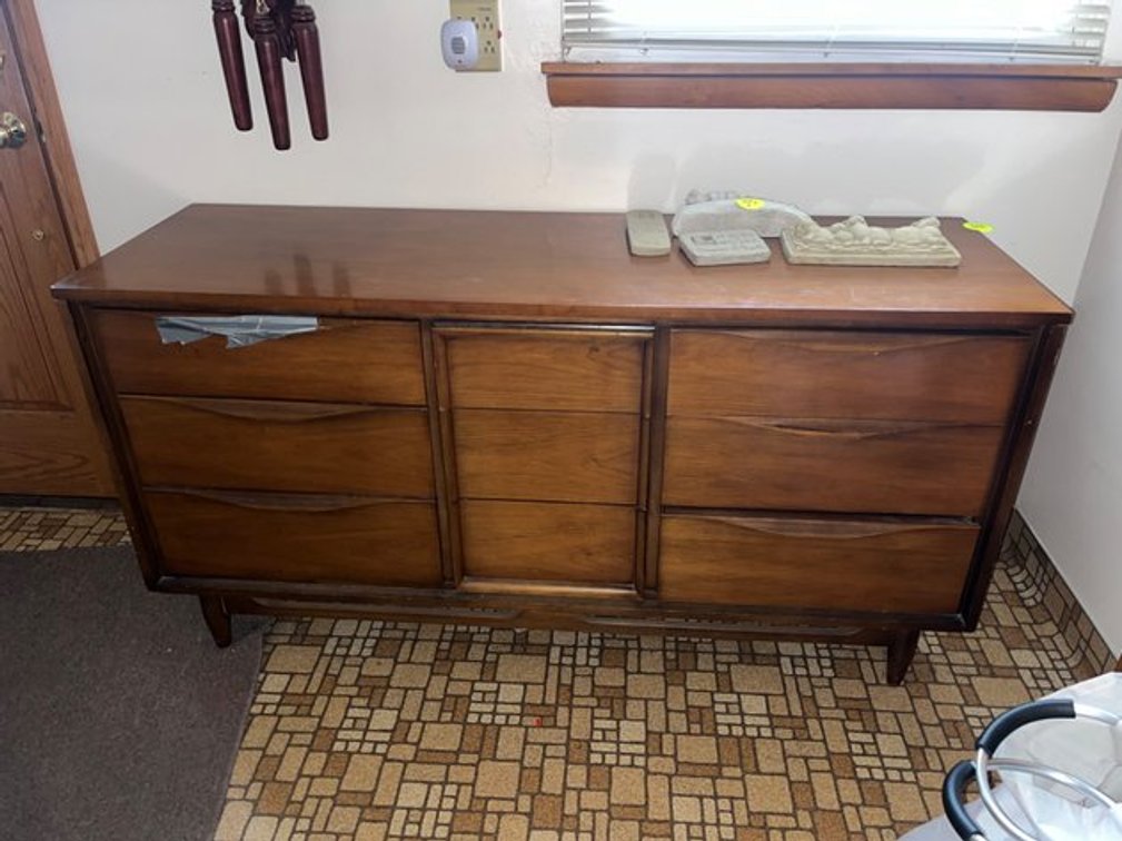 Image for Perrysburg Estate Contents Auction