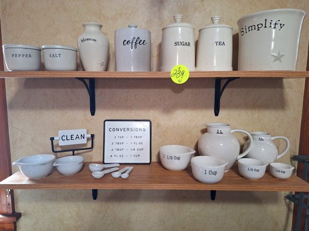 Image for Fostoria Living Estate Auction