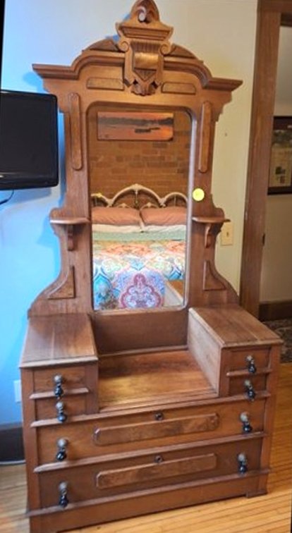 Image for Historic Grand Rapids Home Contents Auction