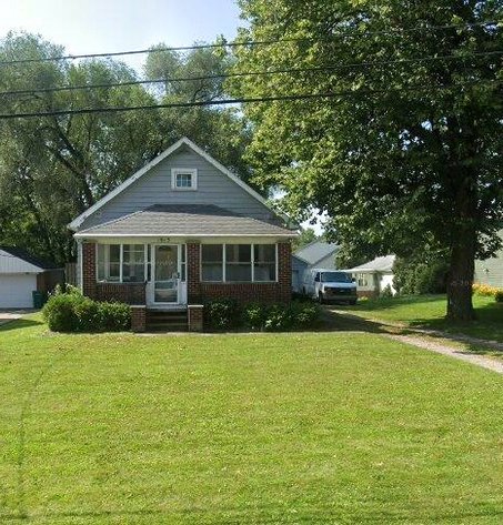 1015 Elm Tree Rd, Rossford, OH 43460