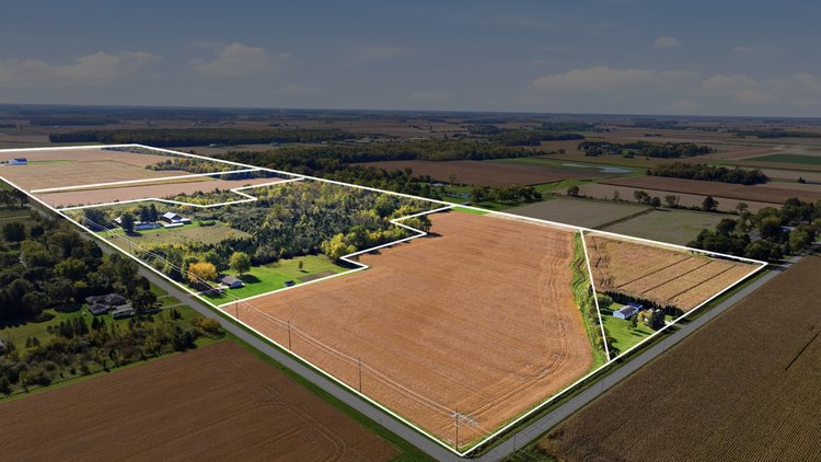 19707 LEMOYNE RD, LUCKEY, OH 43443