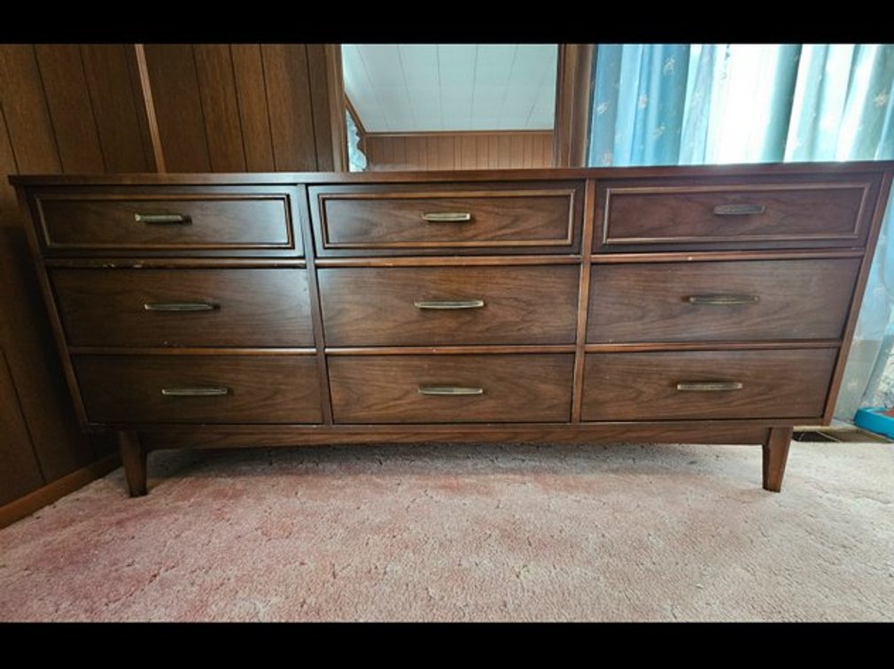 Image for PIXLEY ESTATE AUCTION