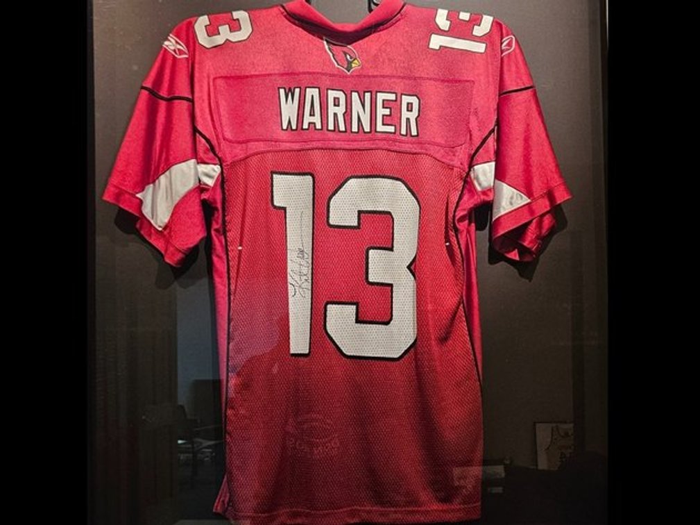 Image for Home Relocation and Collectible Sports Memorabilia Auction