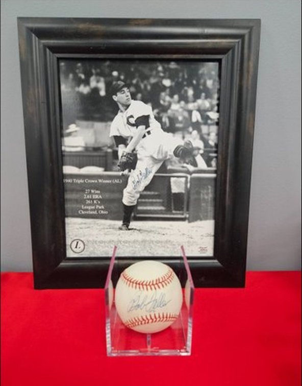 Image for SIGNED SPORTS MEMORABILIA ONLINE AUCTION