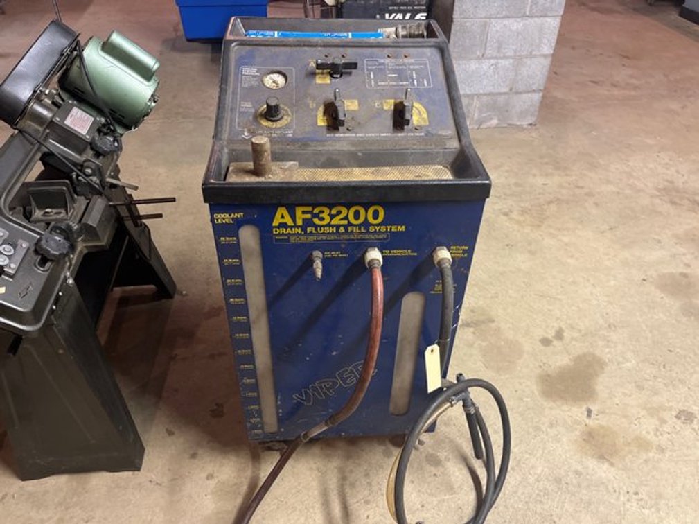 Image for Snap On, Craftsman, New & Used Tools and Garage Clean-out Online Auction - Boyertown, PA 