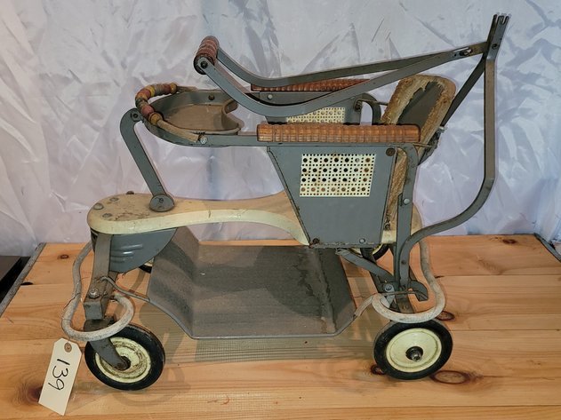 Image for Lifetime Collectors Auction #3: Antiques, Folk Art, Primitives & More - Sinking Springs, PA  April 11, 2026
