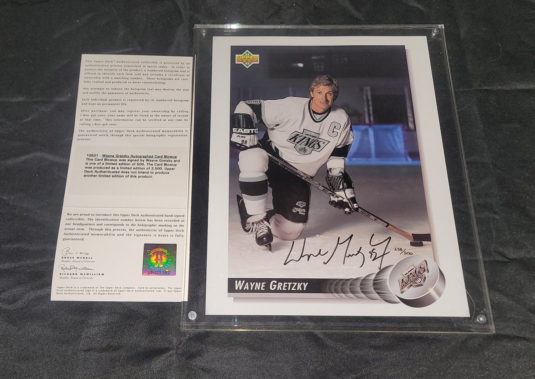 Image for Private Collector Sports Memorabilia Collection - Boyertown, PA May 17, 2026