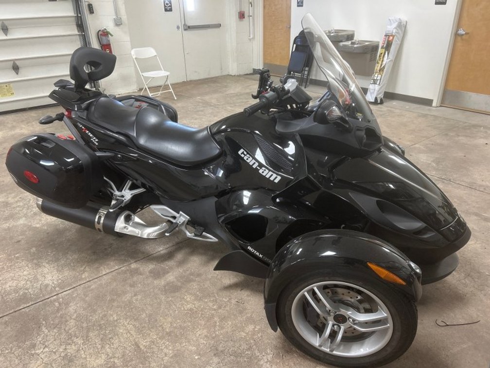 Image for Motorcycle & Classic Car Online Auction – Gilbertsville, PA