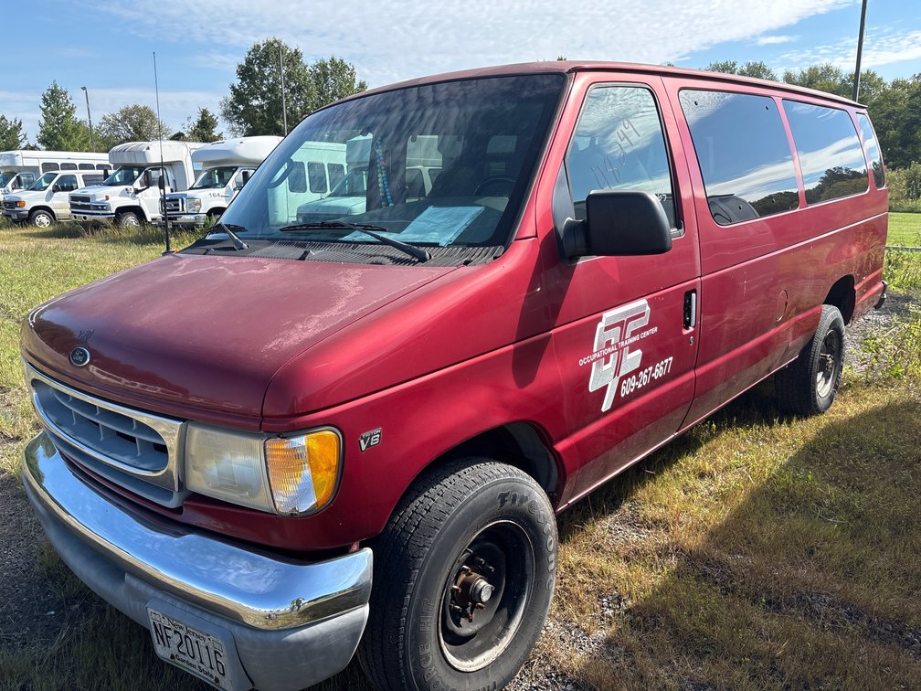 Image for Trash Trucks, Bus Van and Topsoil Screener Surplus Equipment Auction - Vincentown, NJ