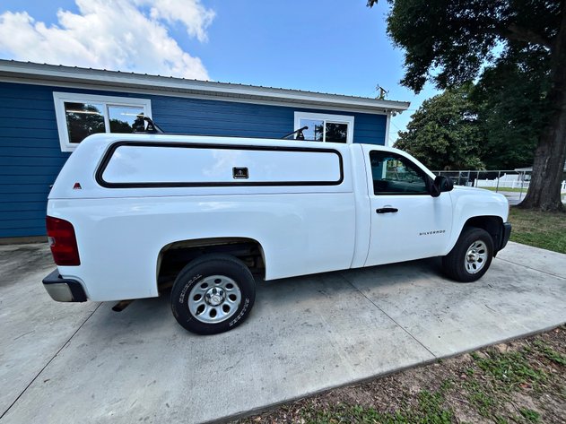 Image for 2010 Chevrolet Silverado 1500 Pickup - Long Bed – LEER Topper & BedSlide