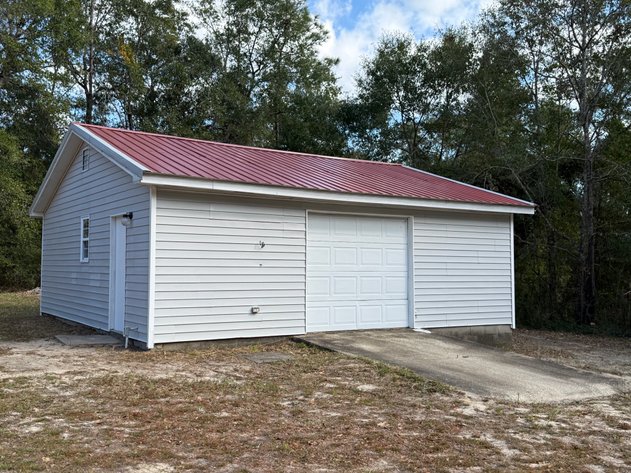 Image for Renovated Molino Florida Home, Pole Barn & Detached Garage