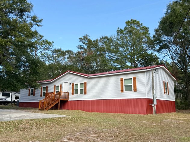 Image for Renovated Molino Florida Home, Pole Barn & Detached Garage