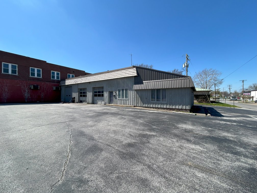 Image for Commercial Building Zoned Downtown