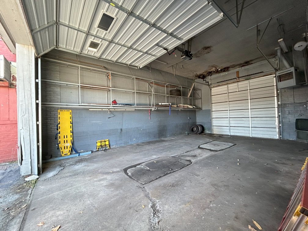 Image for Commercial Building Zoned Downtown