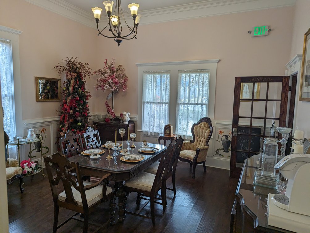 Image for Fayetteville, GA: Complete Decor and Furnishings of Former Wedding and Small Event Facility