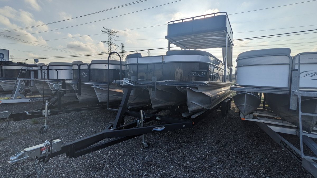Image for Greater Houston, TX: Late Model Pontoons, Runabouts, Boats, Motors and Trailers