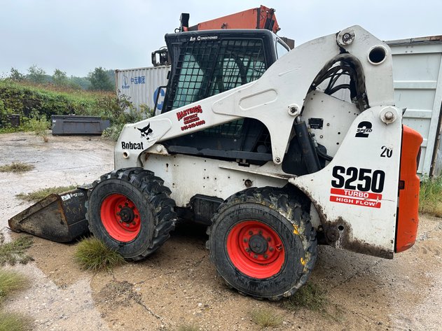 Image for Harvard, IL: WEILER P385 Asphalt Paver, BOMAG BW138D Roller, BOBCAT, CASE Skid Steers, Dump Trucks, Trailers, Automotive Tools, Equipment from former Asphalt & Snow Plow Business