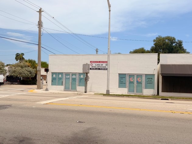 Image for Dania Beach, FL: 2,255±SF Retail/ Office Building at  66-68 N Federal Hwy (Broward County)