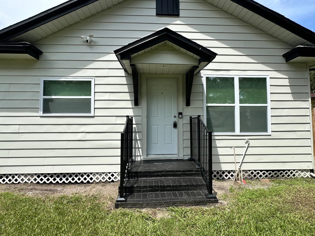 Image for 1006 15th Ave NW, Largo