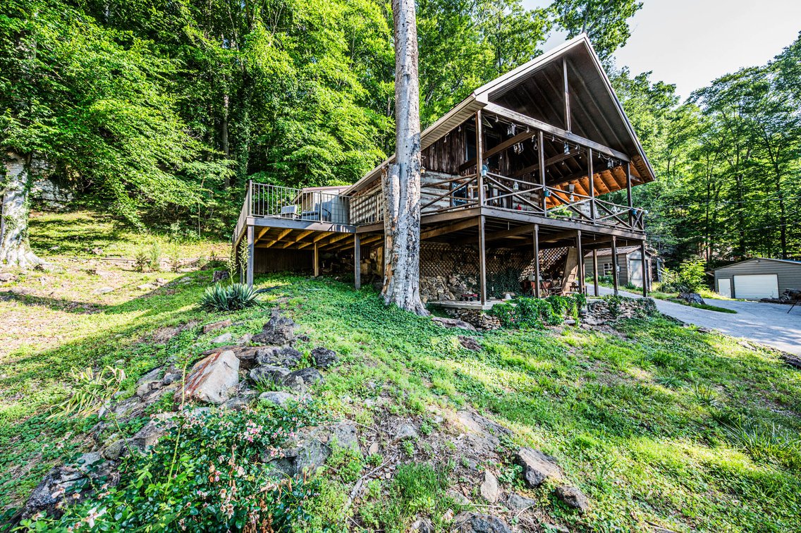 Image for 205 Shady Cliff Road・Lewisburg