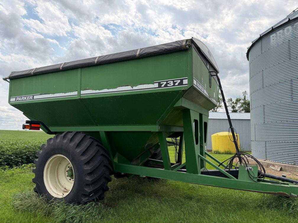 Image for Bruce & Barb Standfuss Online Only Farm Retirement Auction