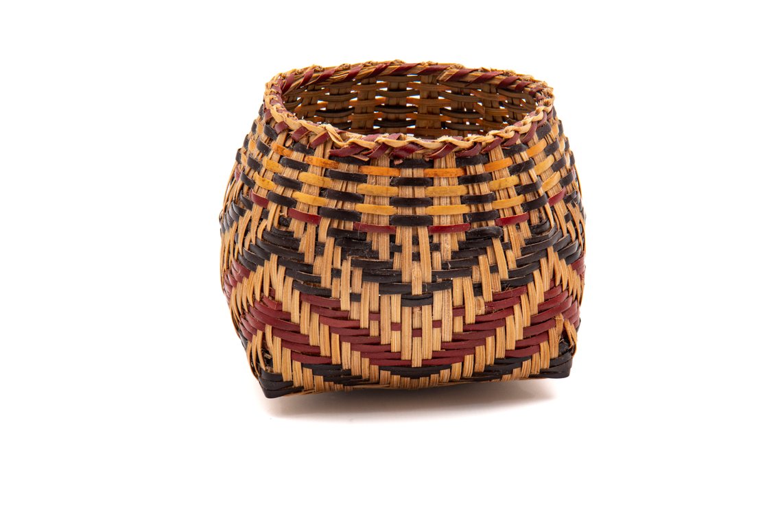 Image for Spring Super Auction Native American Baskets, Meaders Pottery and Tons More! part 1!!!