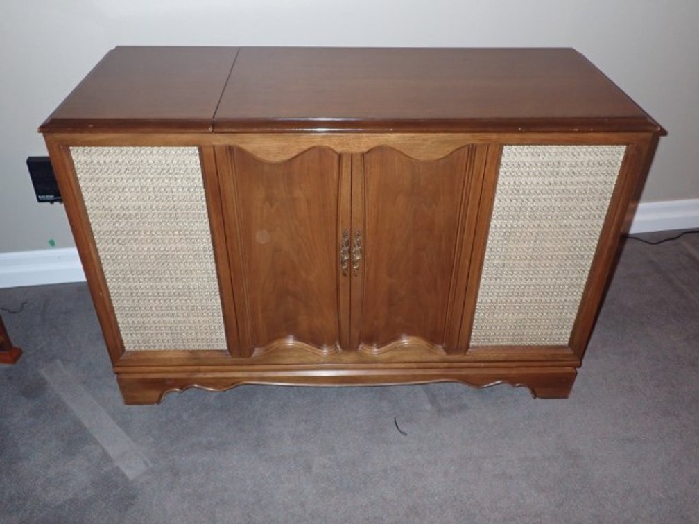 Image for Plauntz Downsizing Auction - Waterloo