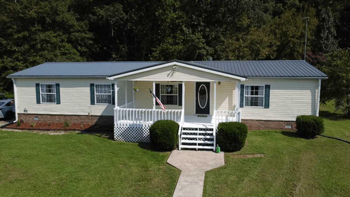Image for Cow Hollow Creek w/15 acres  - 1263 Hwy 438 SW, Centerville, TN 37033
