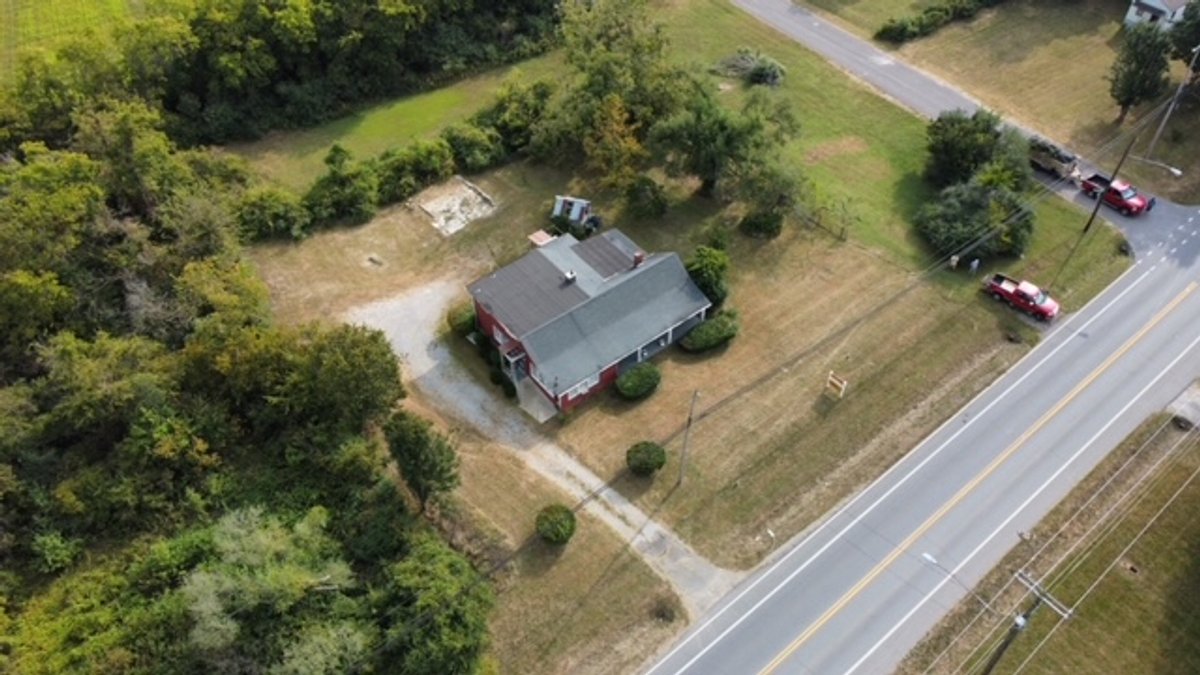 Image for 4212 Ashland City Hwy - Large Residential Estate - 2,155 sq ft on 0.53 acre lot