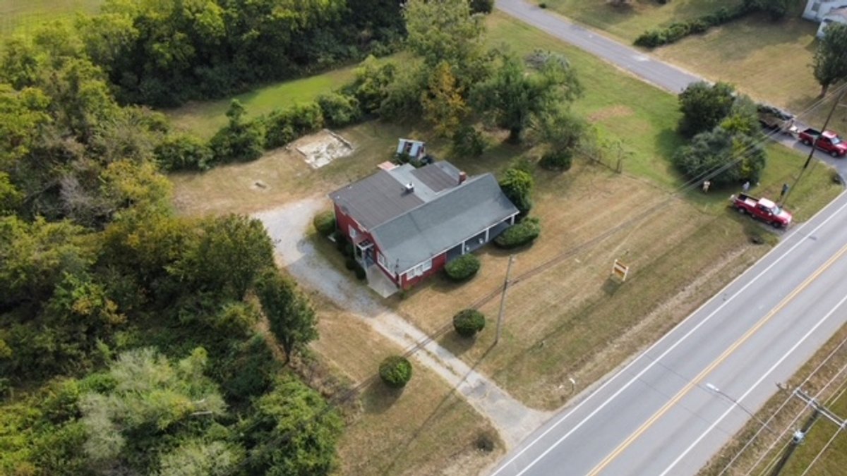 Image for 4212 Ashland City Hwy - Large Residential Estate - 2,155 sq ft on 0.53 acre lot