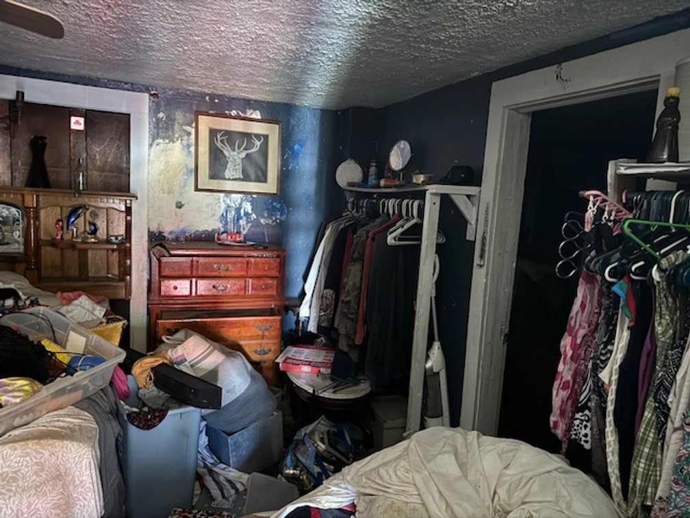 Image for 172 Columbia Ave - House & Lot - Selling Per Court Order