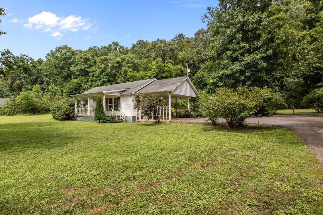 Image for Country Living on Longbranch - 3 Bedroom House & Lot in Hohenwald, TN