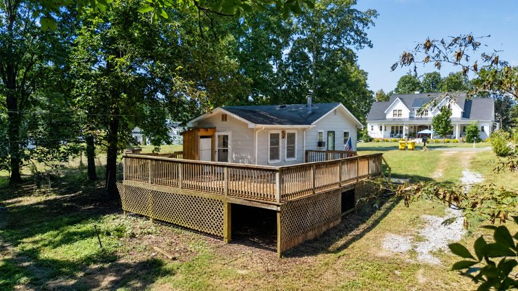 Image for 3.7 Acres & House on Taylor Road - Investors Take a Look!