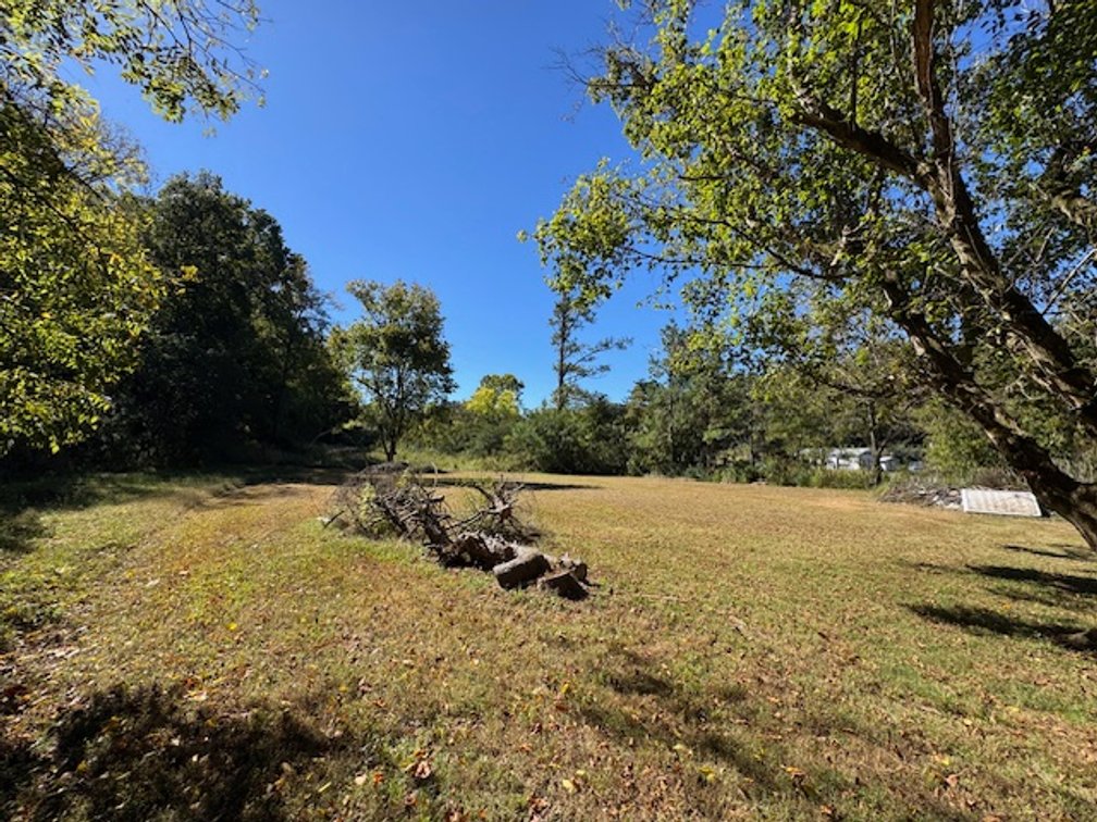 Image for Court-Ordered Estate Auction - Hwy 100: 6 acres & House - 