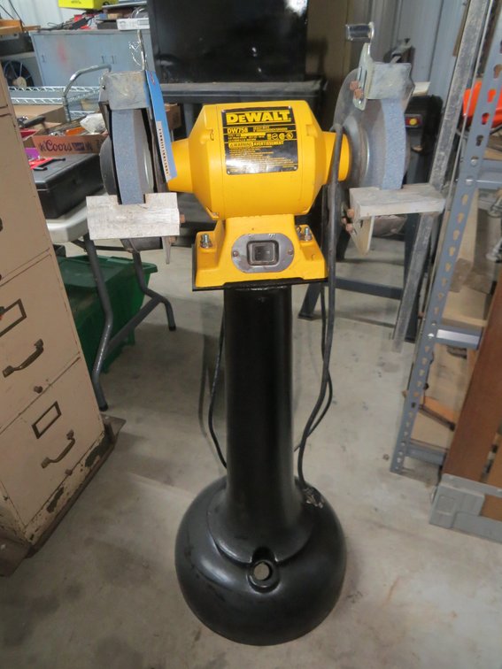 Image for Loyd Wiggert Moving Auction