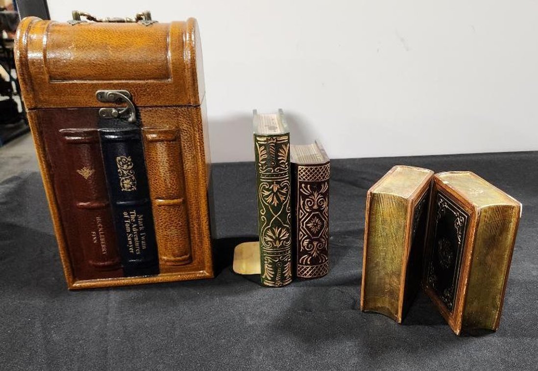 Image for Bronze Sculptures, Art, Furniture, Decoratives Estate Auction