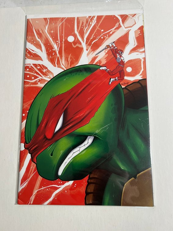 Image for COMICS & COLLECTIBLES - 500+ LOTS