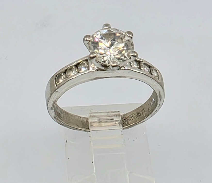 Image for ESTATE - JEWELRY, SPORTS CARDS, COLLECTIBLES - 400+ LOTS