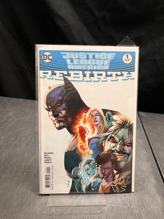 Image for COMICS & COLLECTIBLES - 500+ LOTS - ARTPRINTS, KEYS+