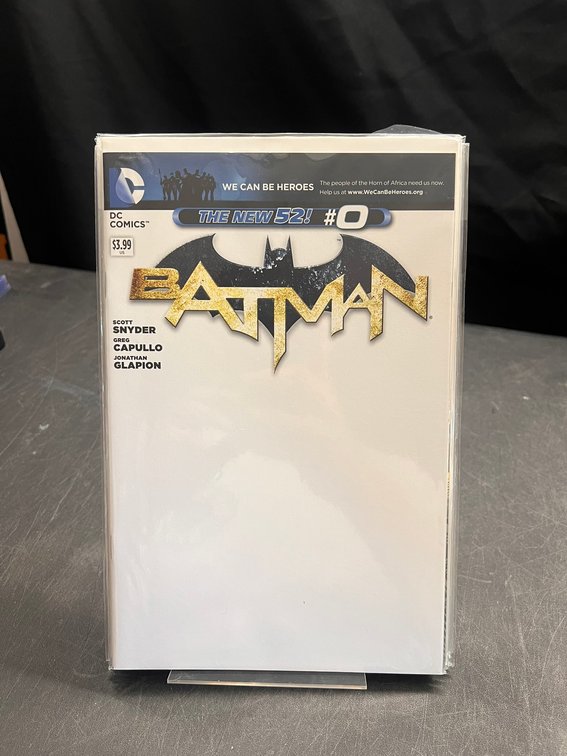 Image for COMICS & COLLECTIBLES - 500+ LOTS