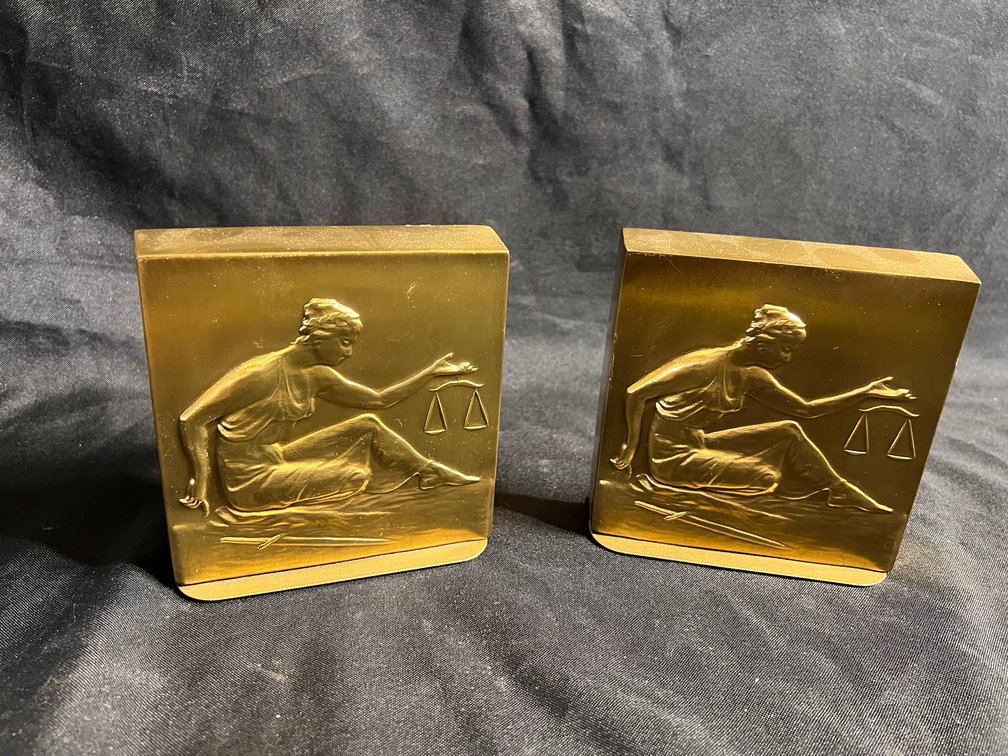 Image for ESTATE - ABSOLUTE - BRONZES, LALIQUE, ARTWORK & MORE - 350+ LOTS