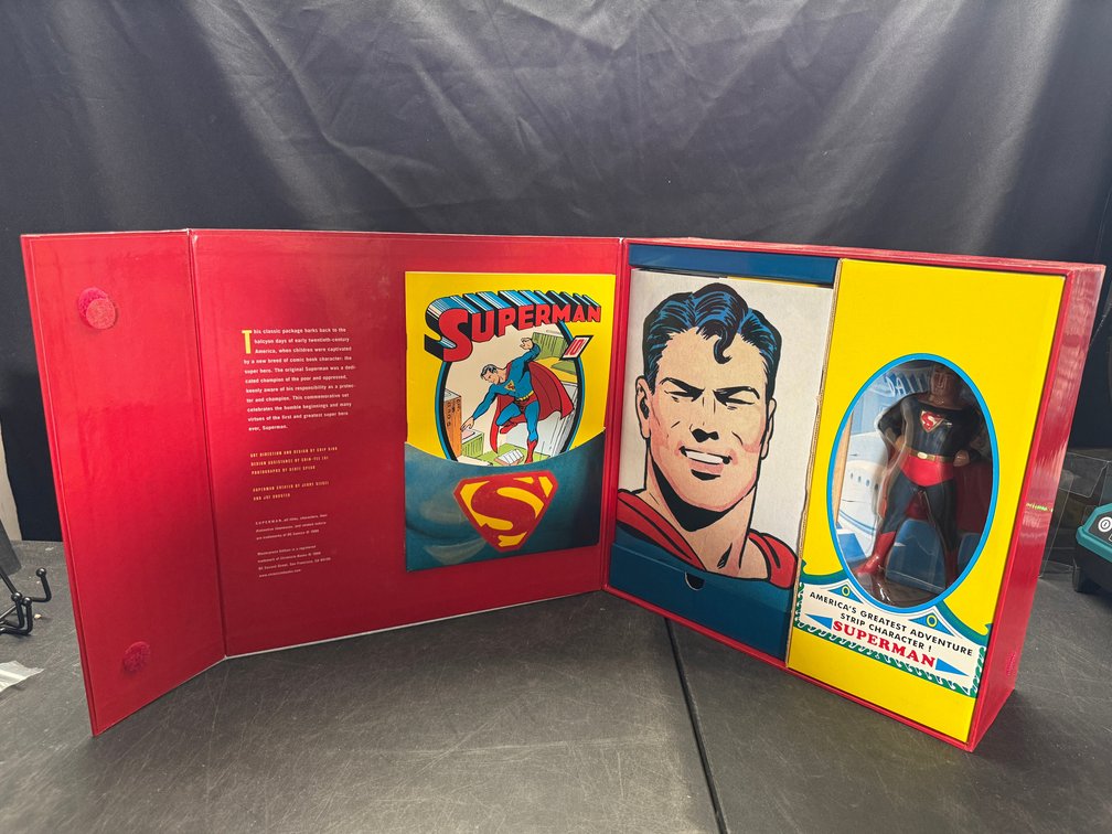 Image for TOYS, COMICS, COLLECTIBLES - 500+ LOTS