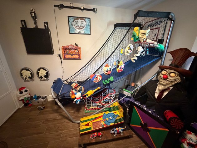 Image for ESTATE AUCTION - ABSOLUTE - HOROR, COLLECTIBLES, TOOLS+