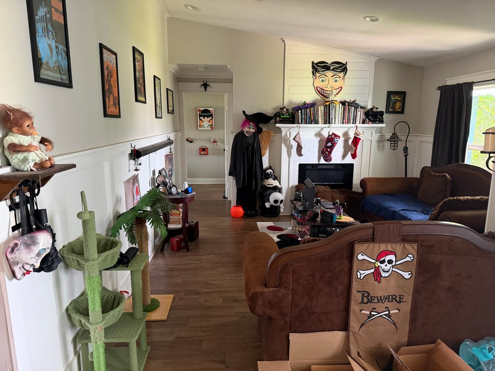Image for ESTATE AUCTION - ABSOLUTE - HOROR, COLLECTIBLES, TOOLS+