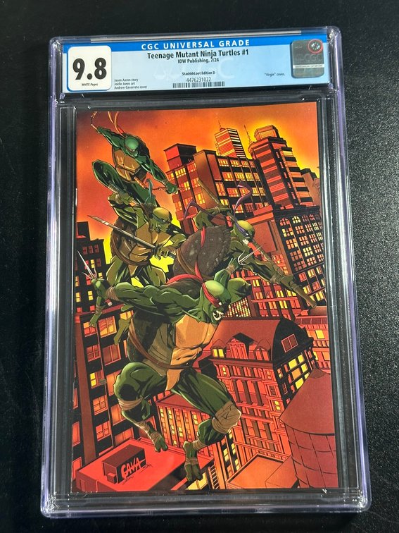Image for COMICS, TOYS, COLLECTIBLES - 400+ LOTS