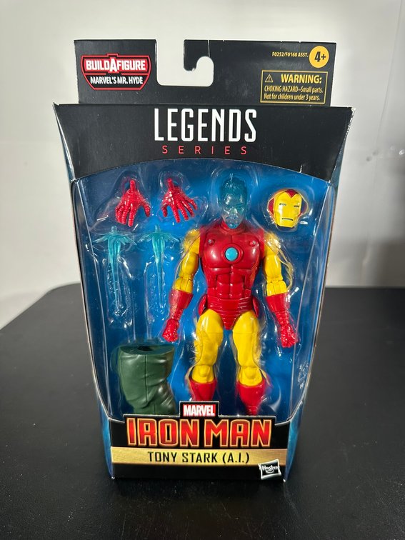 Image for COMICS, TOYS, COLLECTIBLES - 400+ LOTS