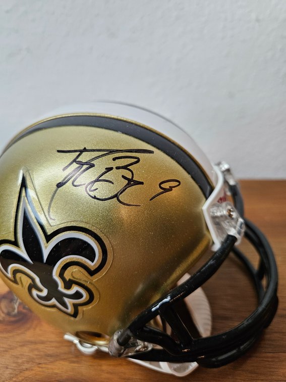 Image for SPORTS MEMORABILIA - FUNDRAISER
